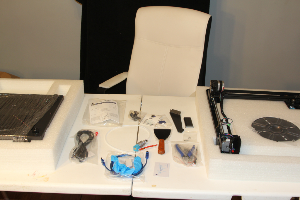 All of the tools which come with the Anycubic Mega X 3D printer